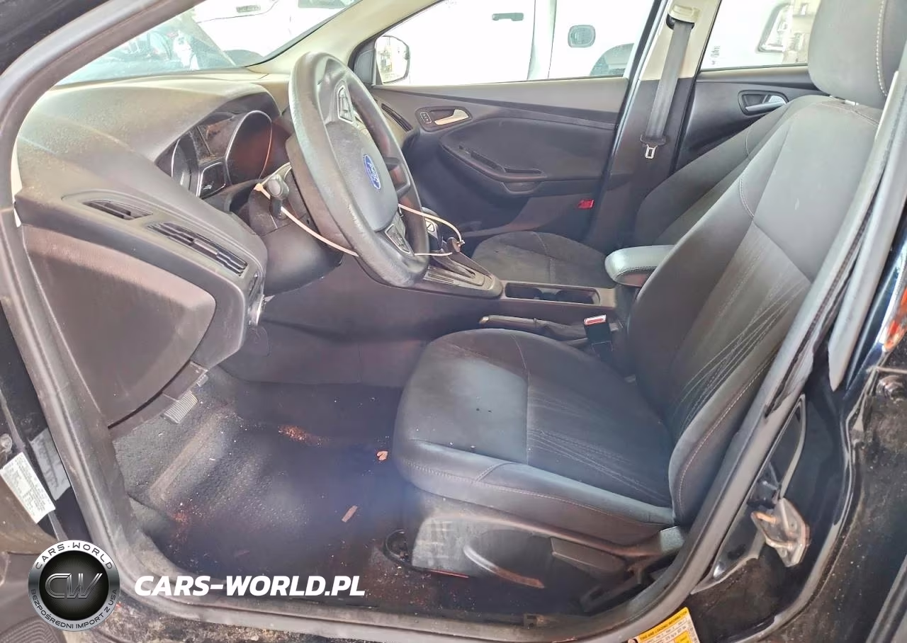 2017 Ford Focus Se VIN:1FADP3F24HL315455 - 7