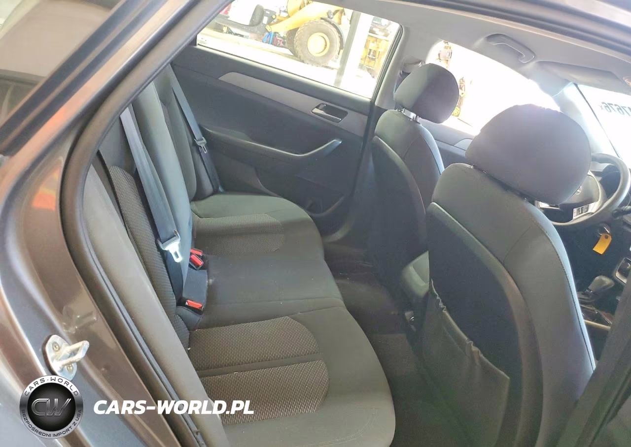 2019 Hyundai Sonata Se VIN:5NPE24AF5KH798396 - 10