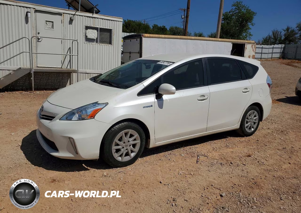 2014 Toyota Prius V Three – zdjęcie 1 z 12