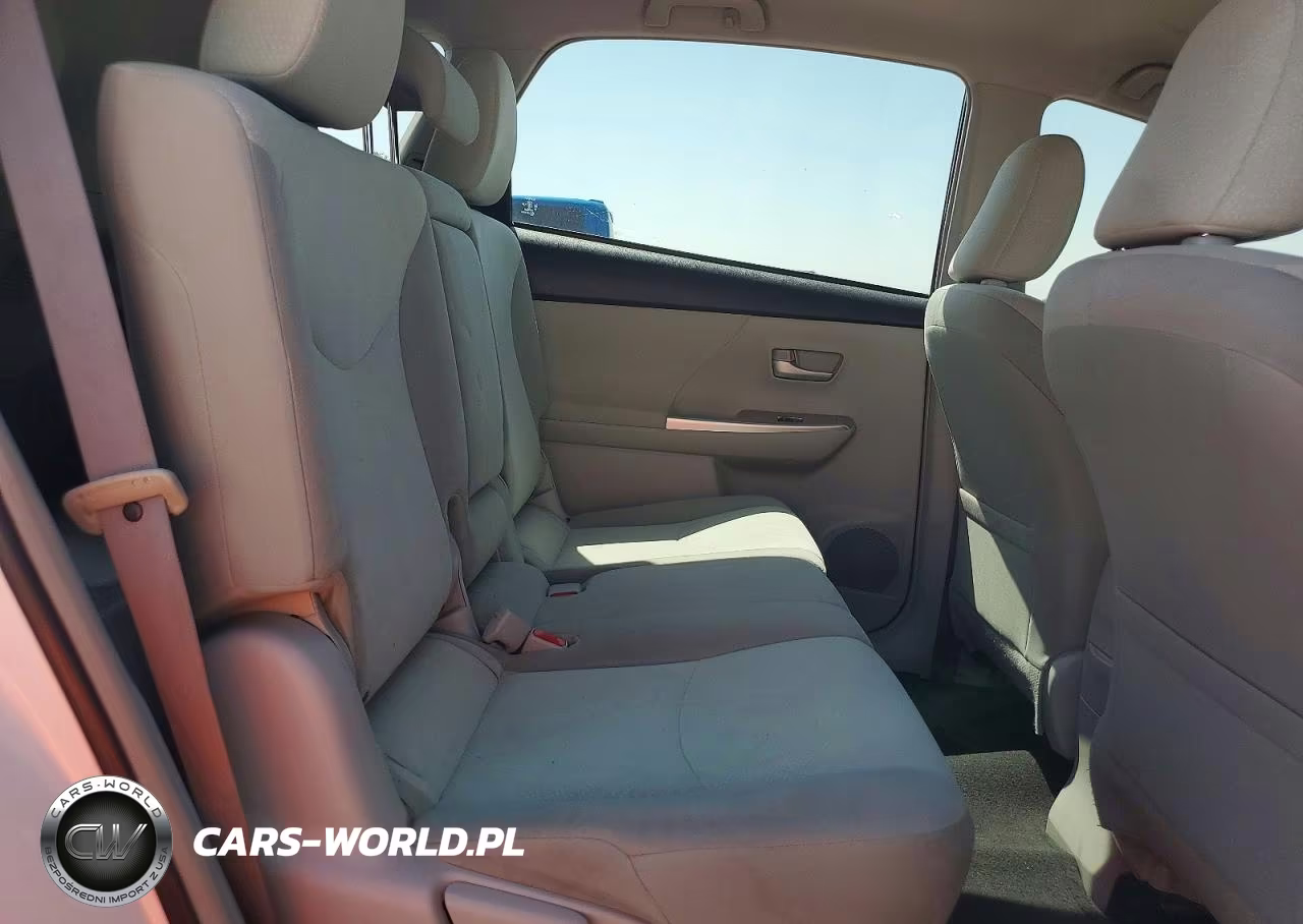 2014 Toyota Prius V Three VIN:JTDZN3EU5E3311810 - 10