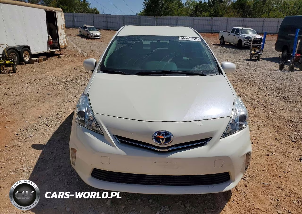 2014 Toyota Prius V Three VIN:JTDZN3EU5E3311810 - 5