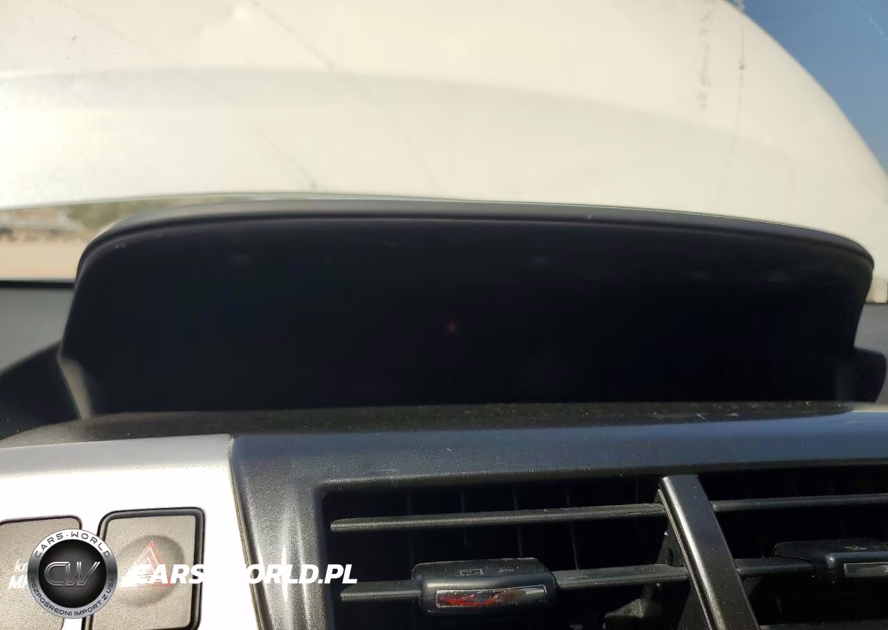 2014 Toyota Prius V Three VIN:JTDZN3EU5E3311810 - 9