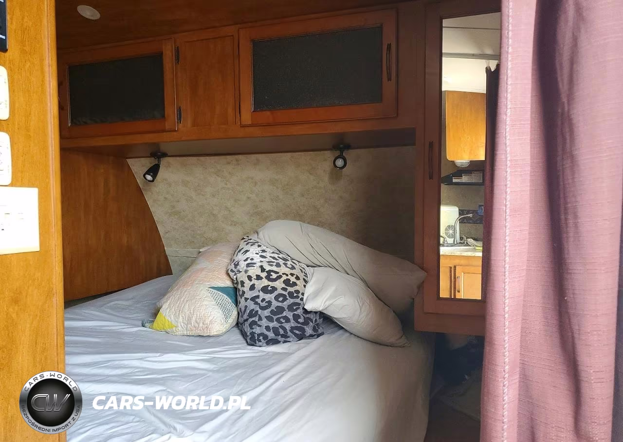 2011 Keystone Premier Camper VIN:4YDT31B20BD420665 - 5