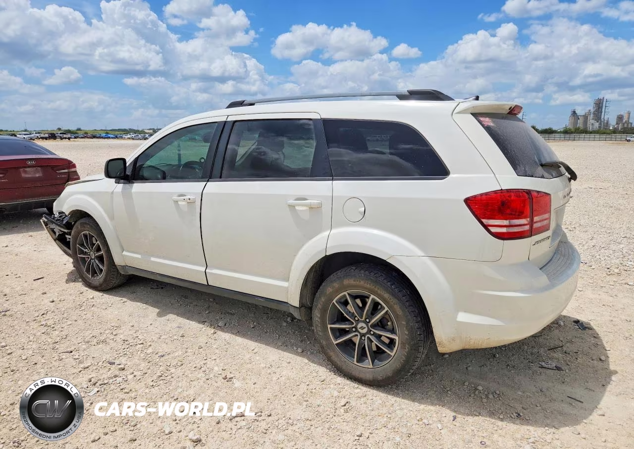 2018 Dodge Journey Se VIN:3C4PDCAB5JT444113 - 2