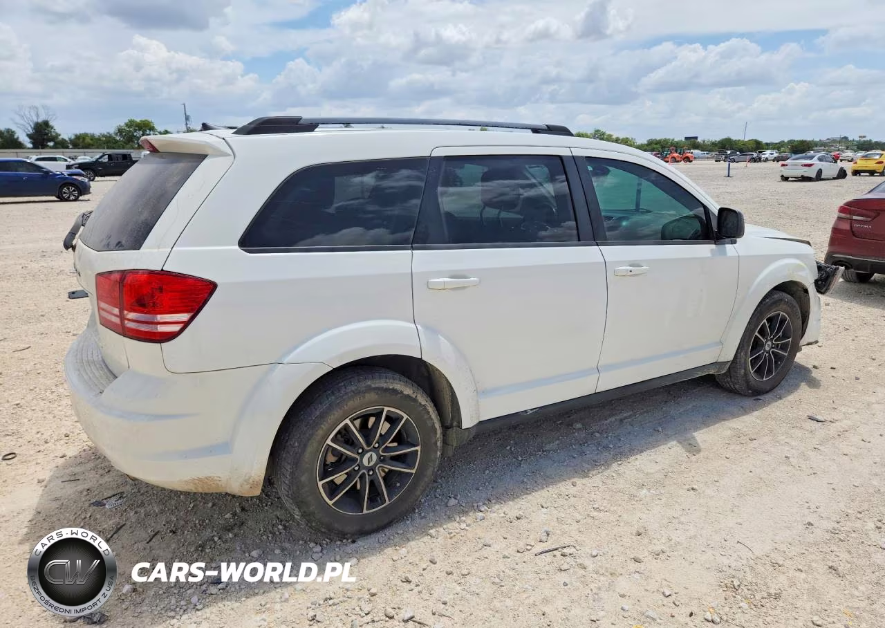 2018 Dodge Journey Se VIN:3C4PDCAB5JT444113 - 3