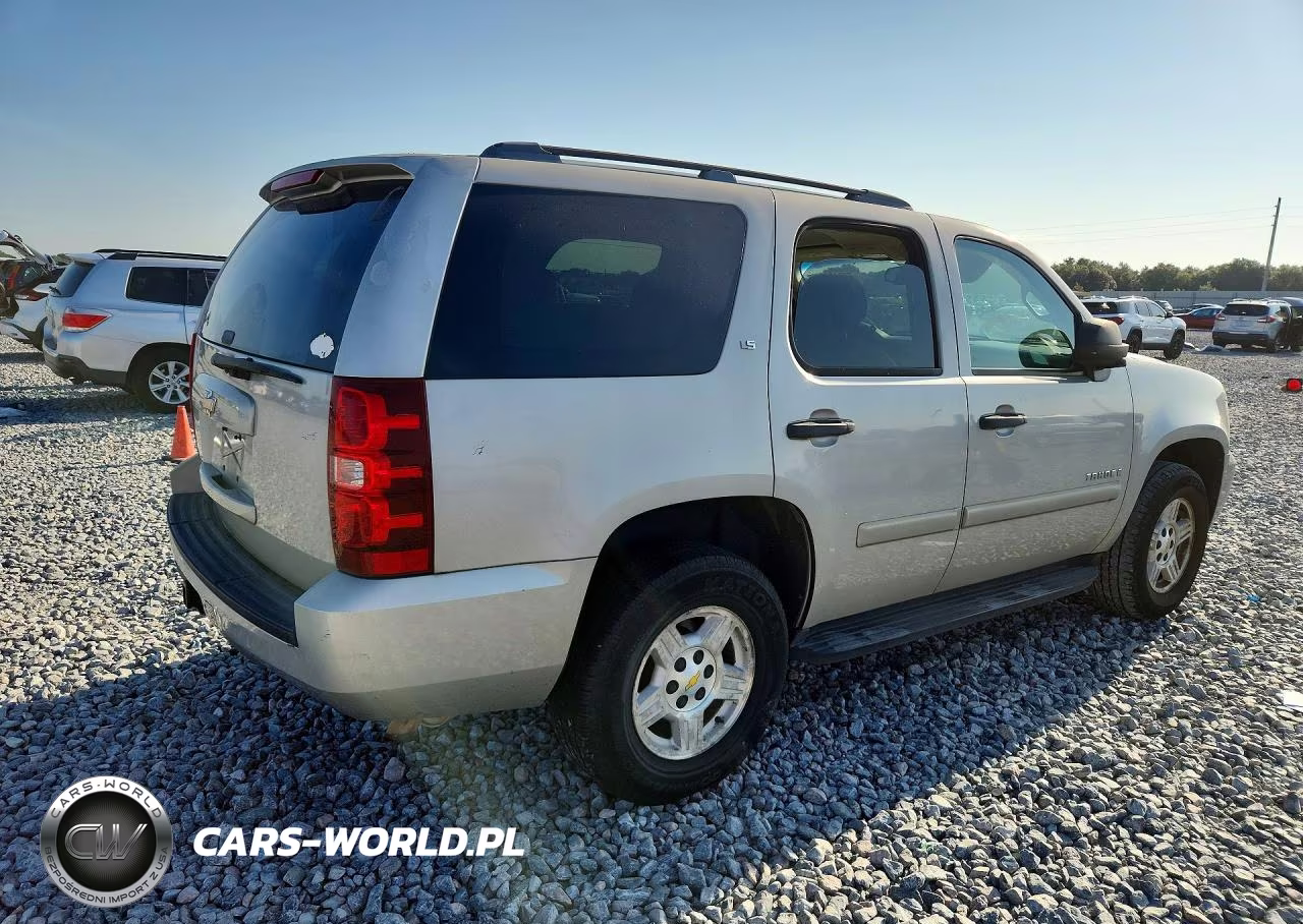 2008 Chevrolet Tahoe C1500 VIN:1GNFC13C58R221590 - 3
