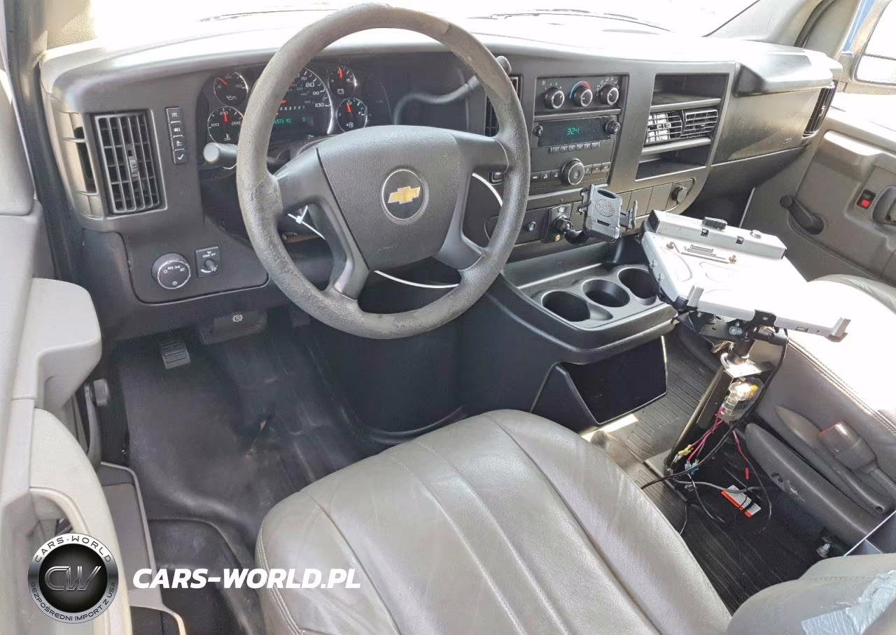 2013 Chevrolet Express G1500 VIN:1GCSGAFXXD1146727 - 8