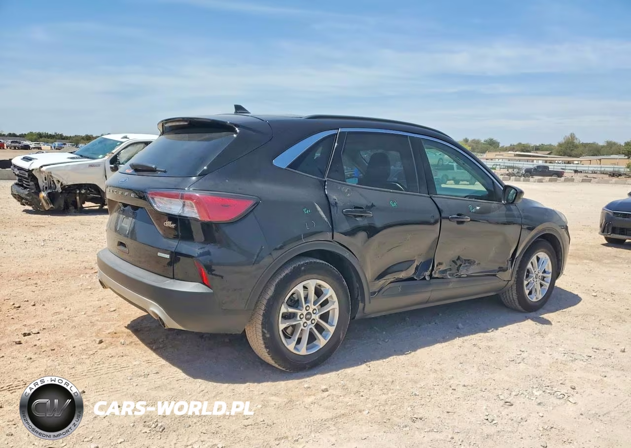 2020 Ford Escape Se VIN:1FMCU0G61LUB02475 - 3