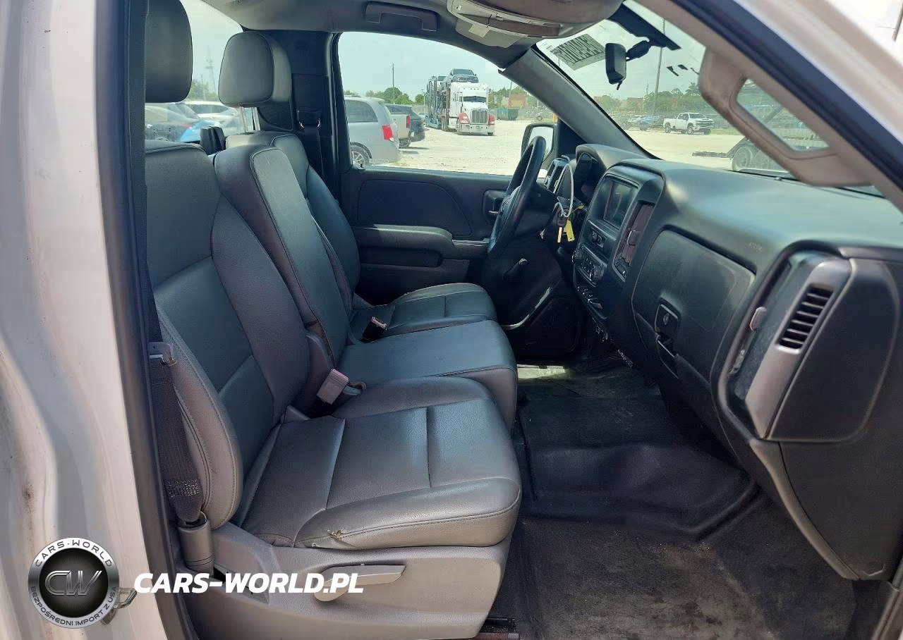 2018 Chevrolet Silverado C1500 VIN:1GCNCNEH5JZ368440 - 10