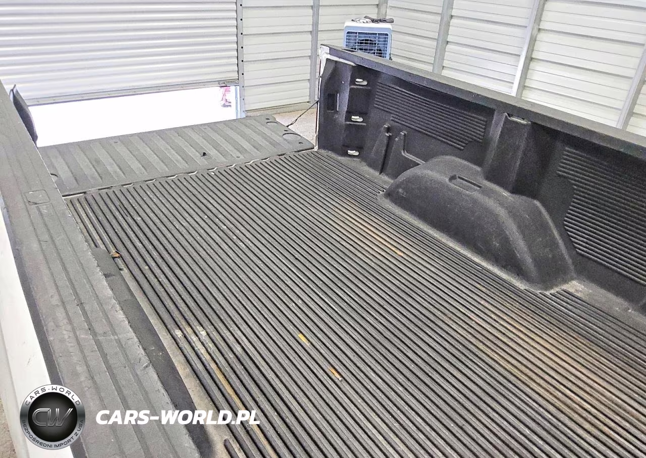 2019 Chevrolet Silverado C1500 VIN:3GCNWAEH6KG172086 - 10