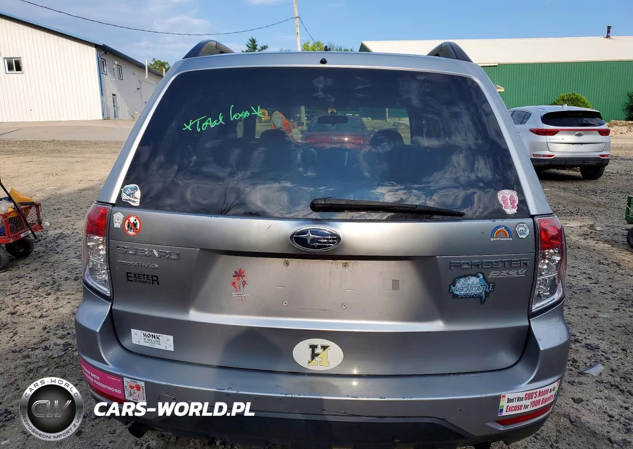 2010 Subaru Forester 2.5X Premium VIN:JF2SH6CC5AH747818 - 6