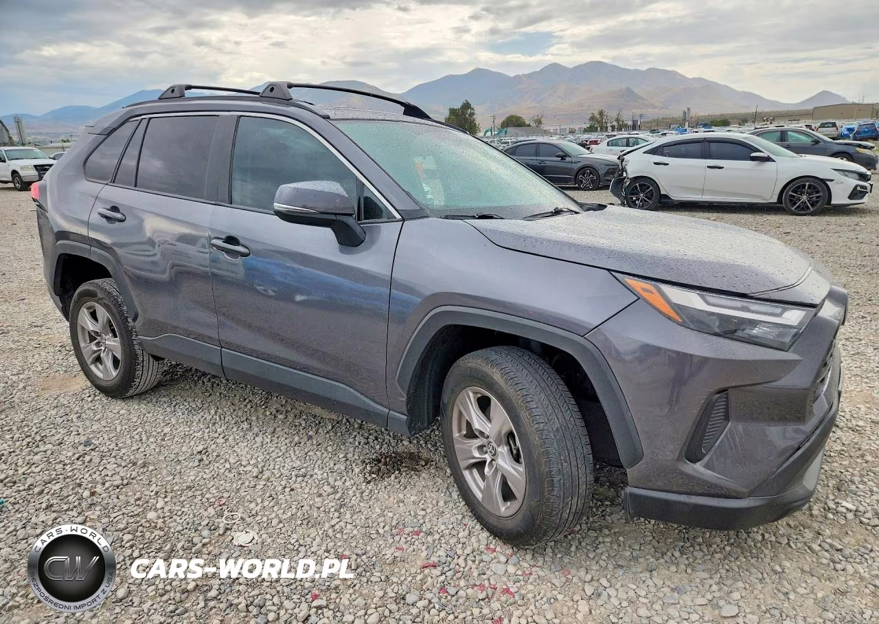 2023 Toyota Rav4 Xle VIN:2T3P1RFV4PC339810 - 4