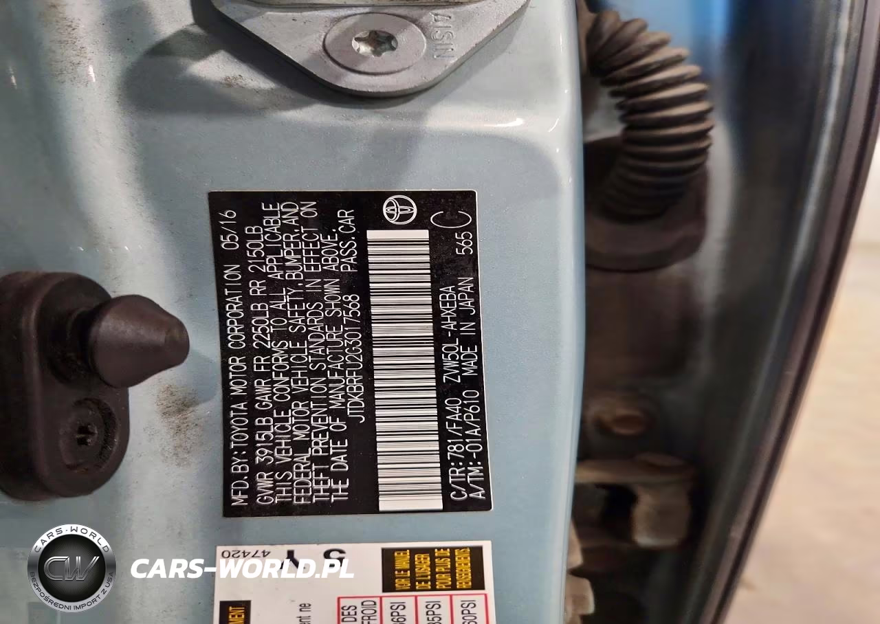 2016 Toyota Prius Two VIN:JTDKBRFU2G3017568 - 12