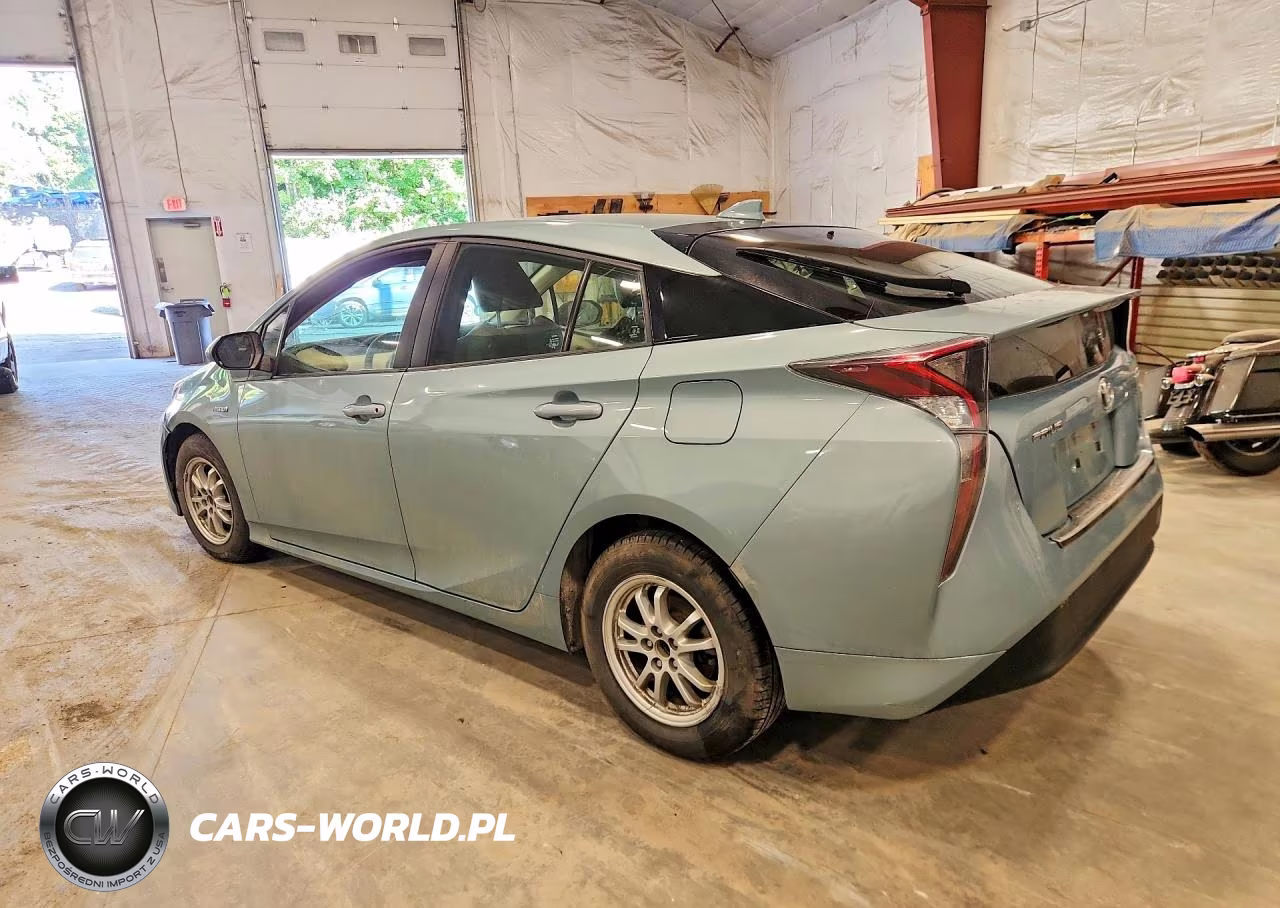 2016 Toyota Prius Two VIN:JTDKBRFU2G3017568 - 2