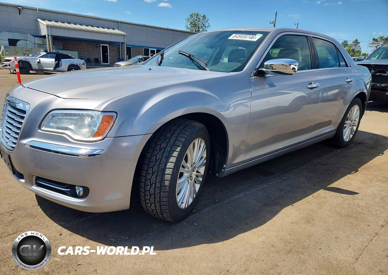 2014 Chrysler 300C – zdjęcie 1 z 12