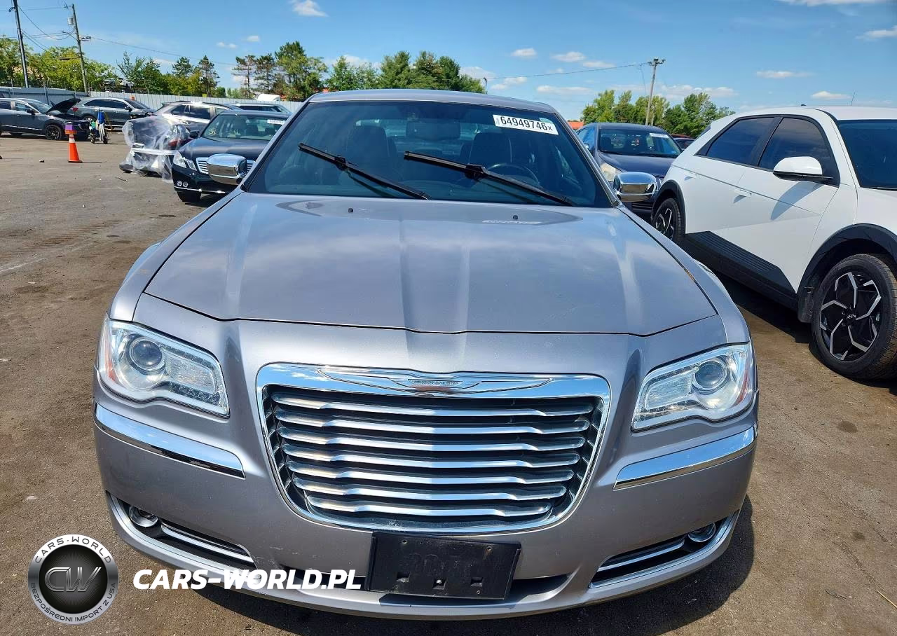 2014 Chrysler 300C VIN:2C3CCAKG4EH216736 - 5