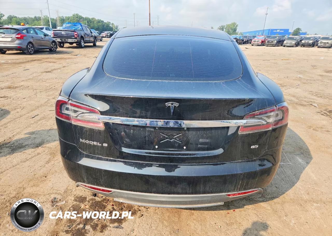 2013 Tesla Model S VIN:5YJSA1DN0DFP07916 - 6