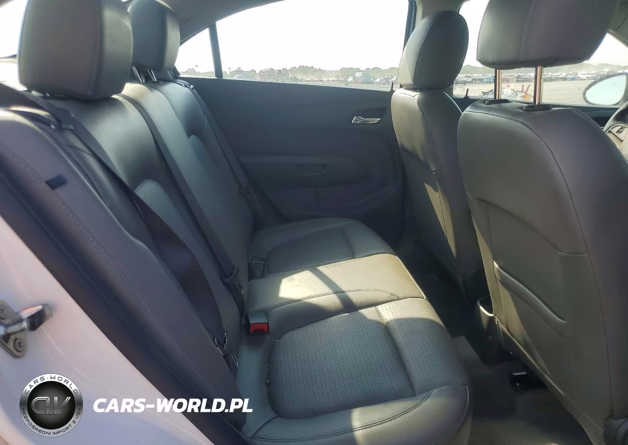 2015 Chevrolet Sonic Ltz VIN:1G1JE5SB4F4100890 - 10
