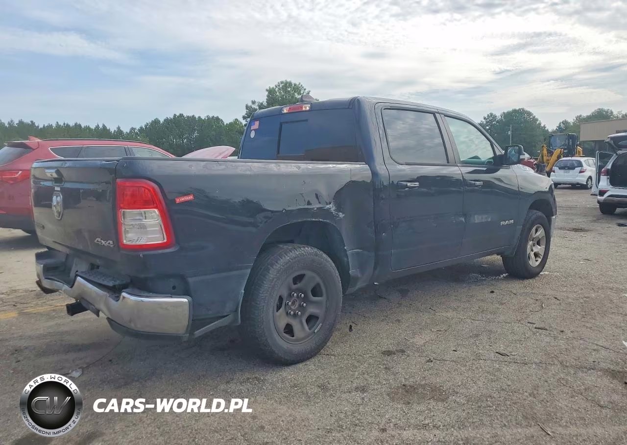 2020 Ram 1500 Big Horn-Lone Star VIN:1C6SRFFT7LN371612 - 3