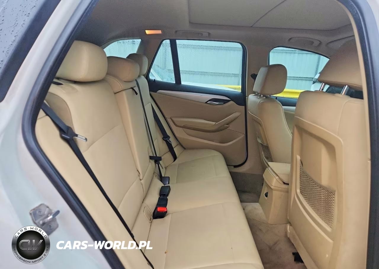 2015 BMW X1 xDrive28I VIN:WBAVL1C53FVY36601 - 11