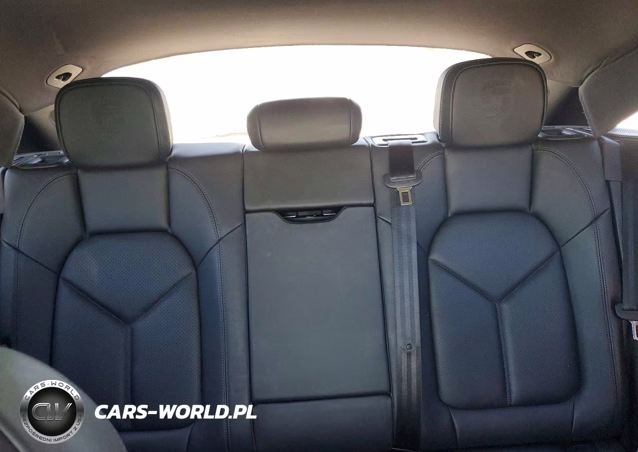 2022 Porsche Macan VIN:WP1AA2A58NLB12444 - 10