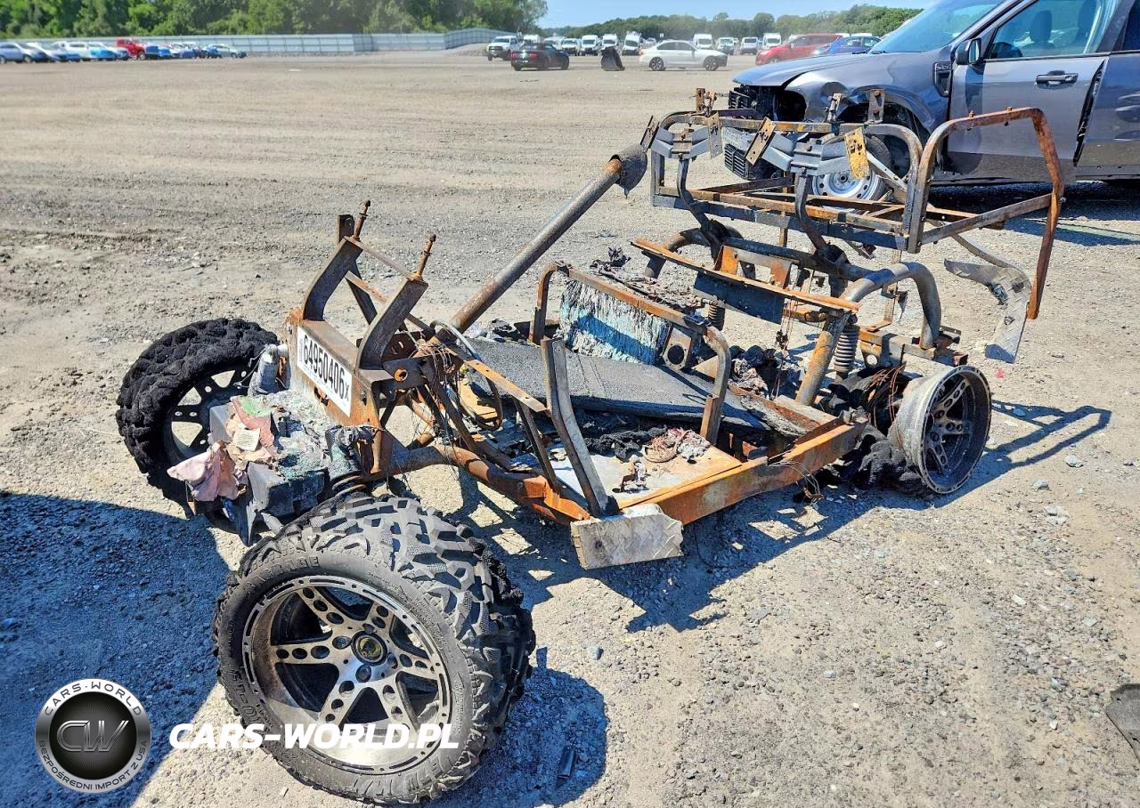 2004 Utility Vehicle VIN:G1E - 2
