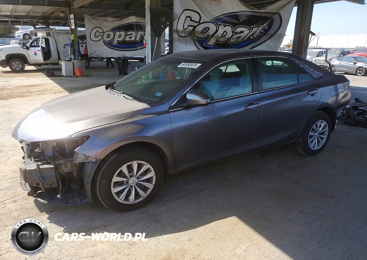 2016 Toyota Camry Le