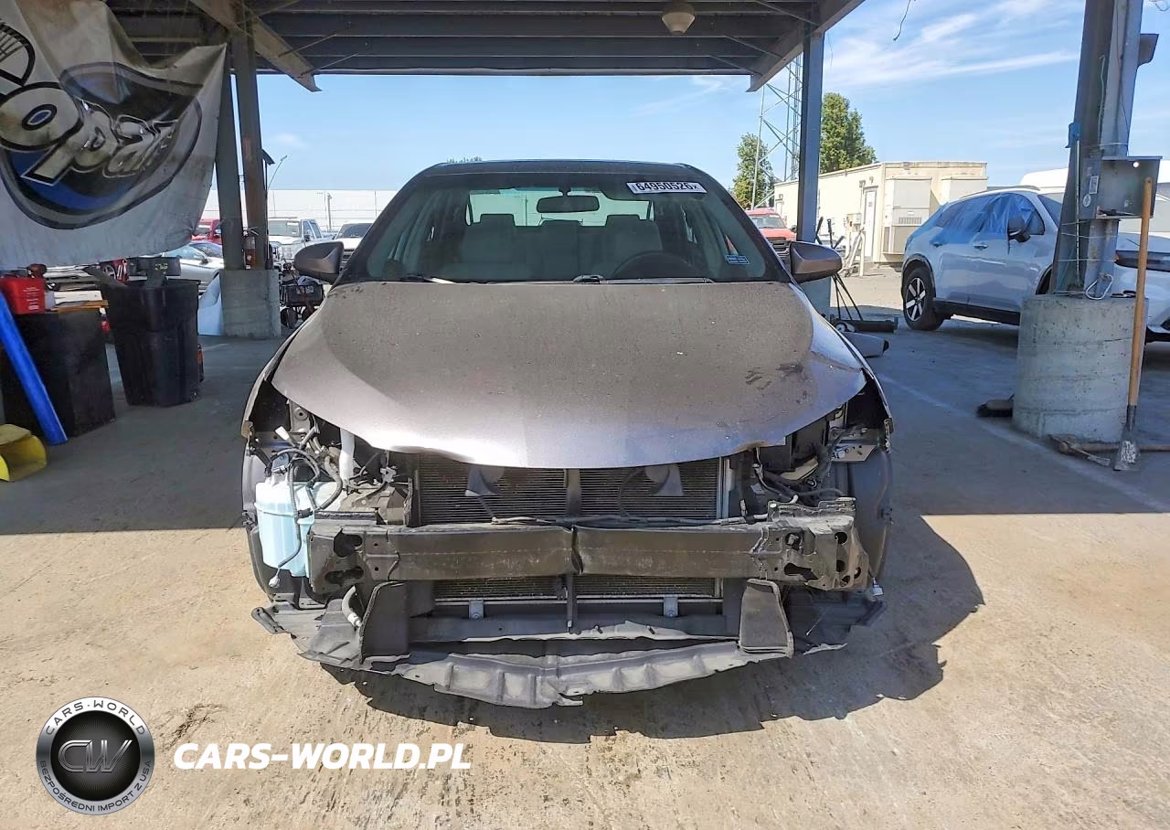 2016 Toyota Camry Le VIN:4T1BF1FK2GU590870 - 5