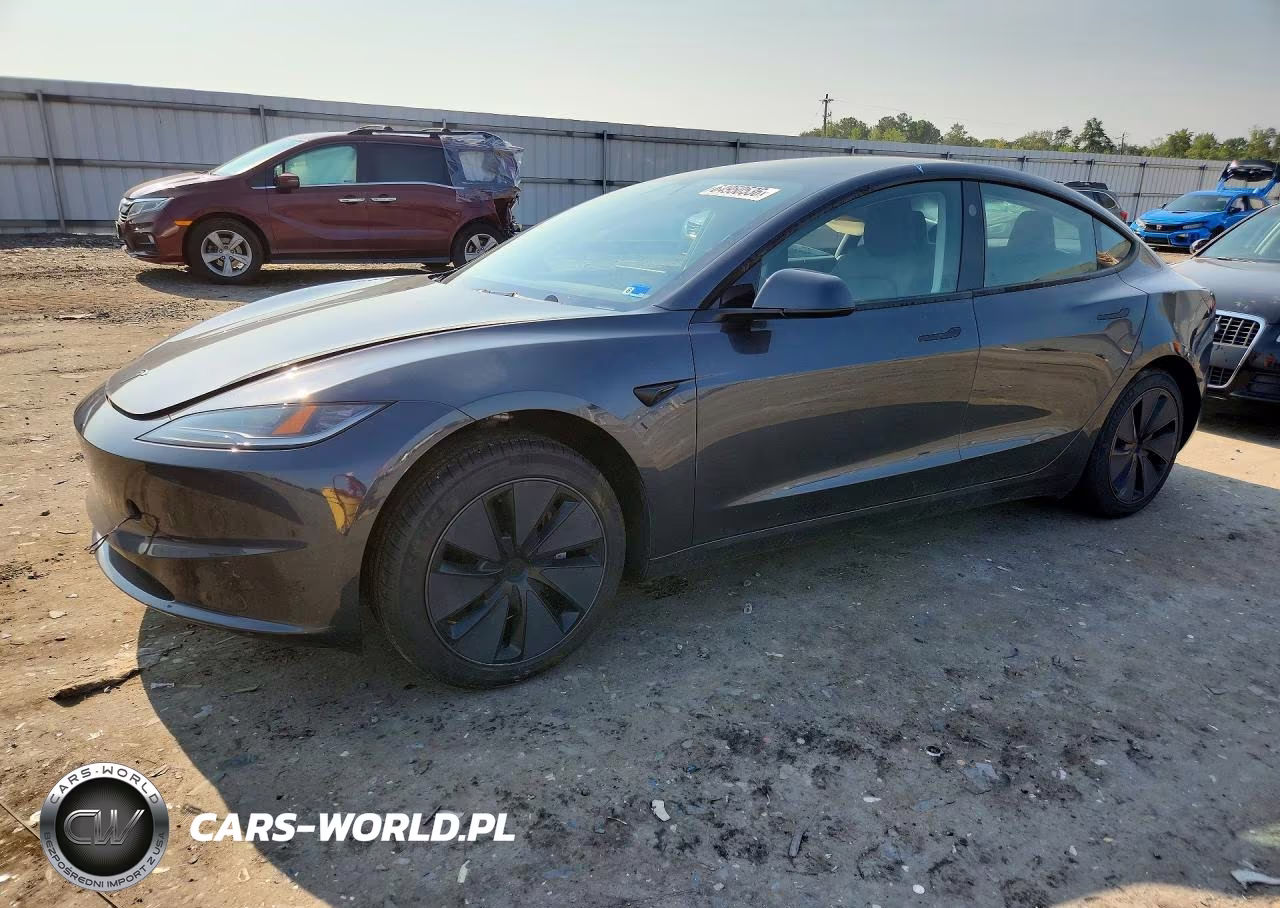 2025 Tesla Model 3 VIN:5YJ3E1EA9SF912765 - 1