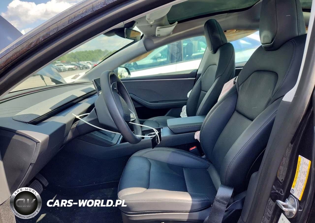 2025 Tesla Model 3 VIN:5YJ3E1EA9SF912765 - 7