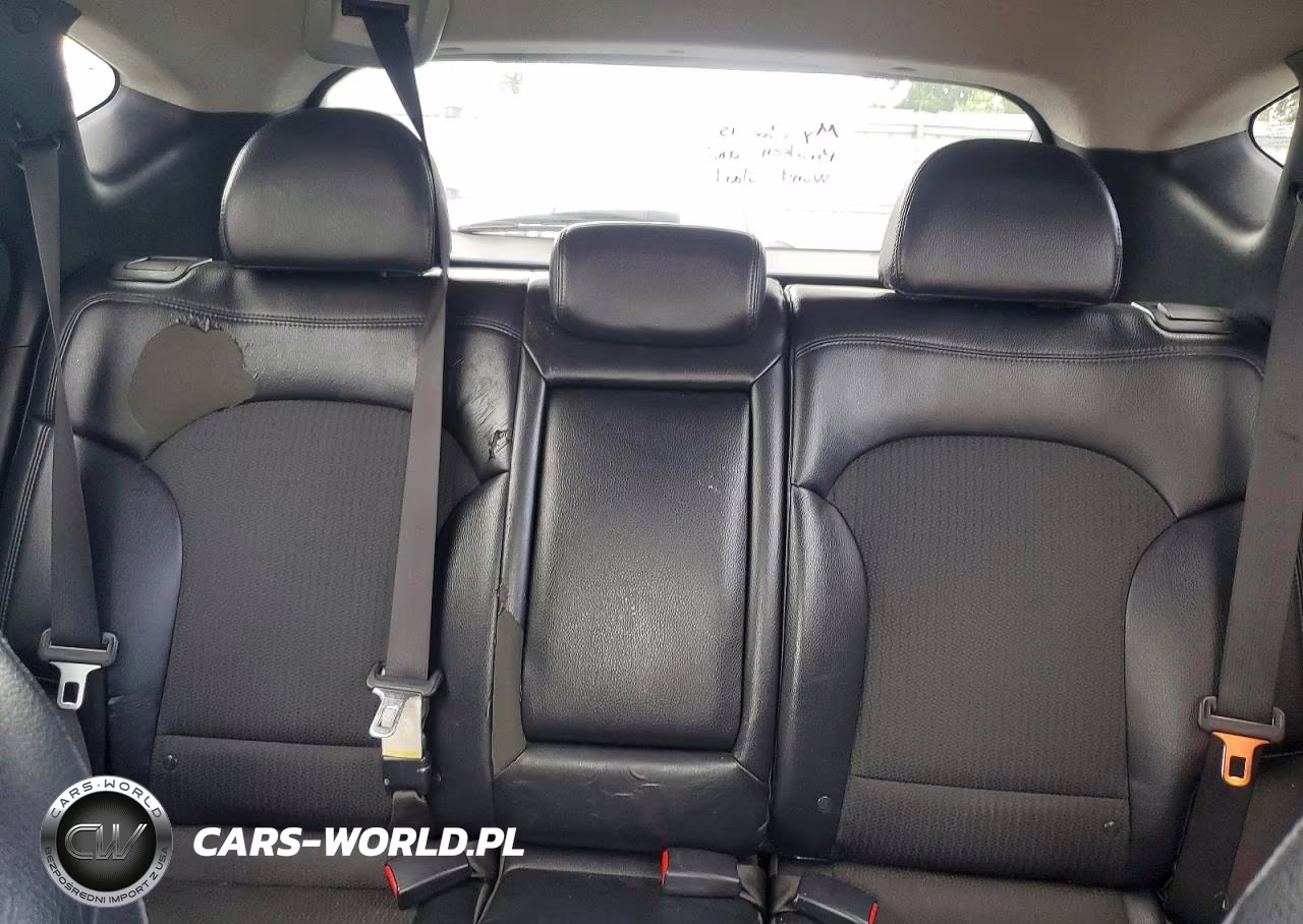 2011 Hyundai Tucson Gls VIN:KM8JU3ACXBU273201 - 10
