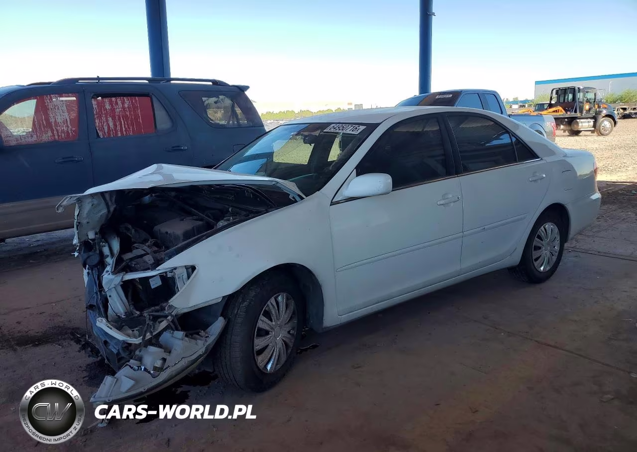 2005 Toyota Camry Le – zdjęcie 1 z 12