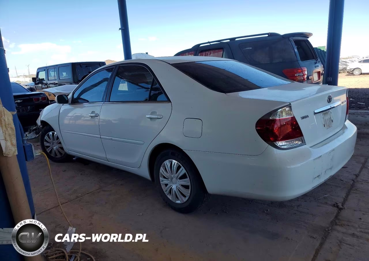 2005 Toyota Camry Le VIN:4T1BE32K85U558703 - 2