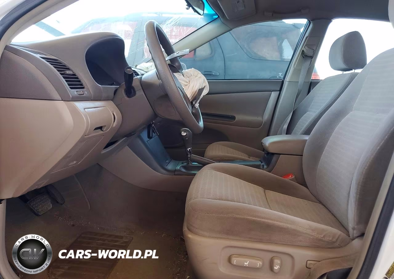 2005 Toyota Camry Le VIN:4T1BE32K85U558703 - 7