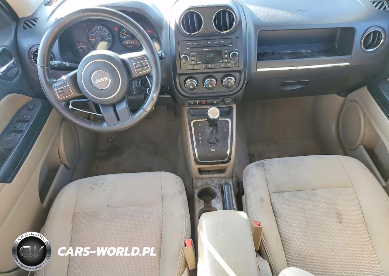 2014 Jeep Patriot Latitude VIN:1C4NJPFA8ED535282 - 8