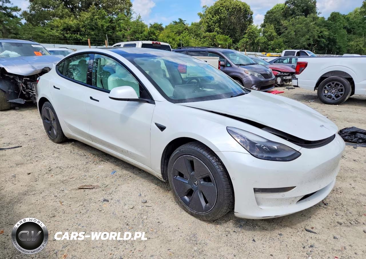 2022 Tesla Model 3 VIN:5YJ3E1EB0NF231598 - 4