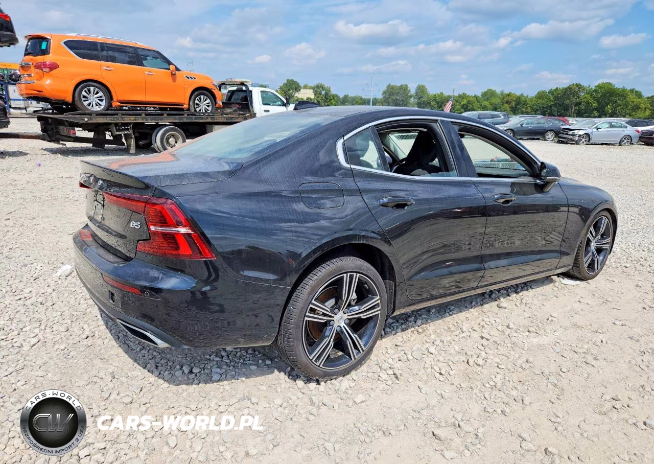 2022 Volvo S60 B5 Inscription VIN:7JRL12FLXNG155680 - 3