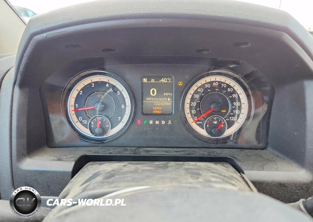 2018 Ram 2500 Slt VIN:3C6TR5DT2JG215937 - 9