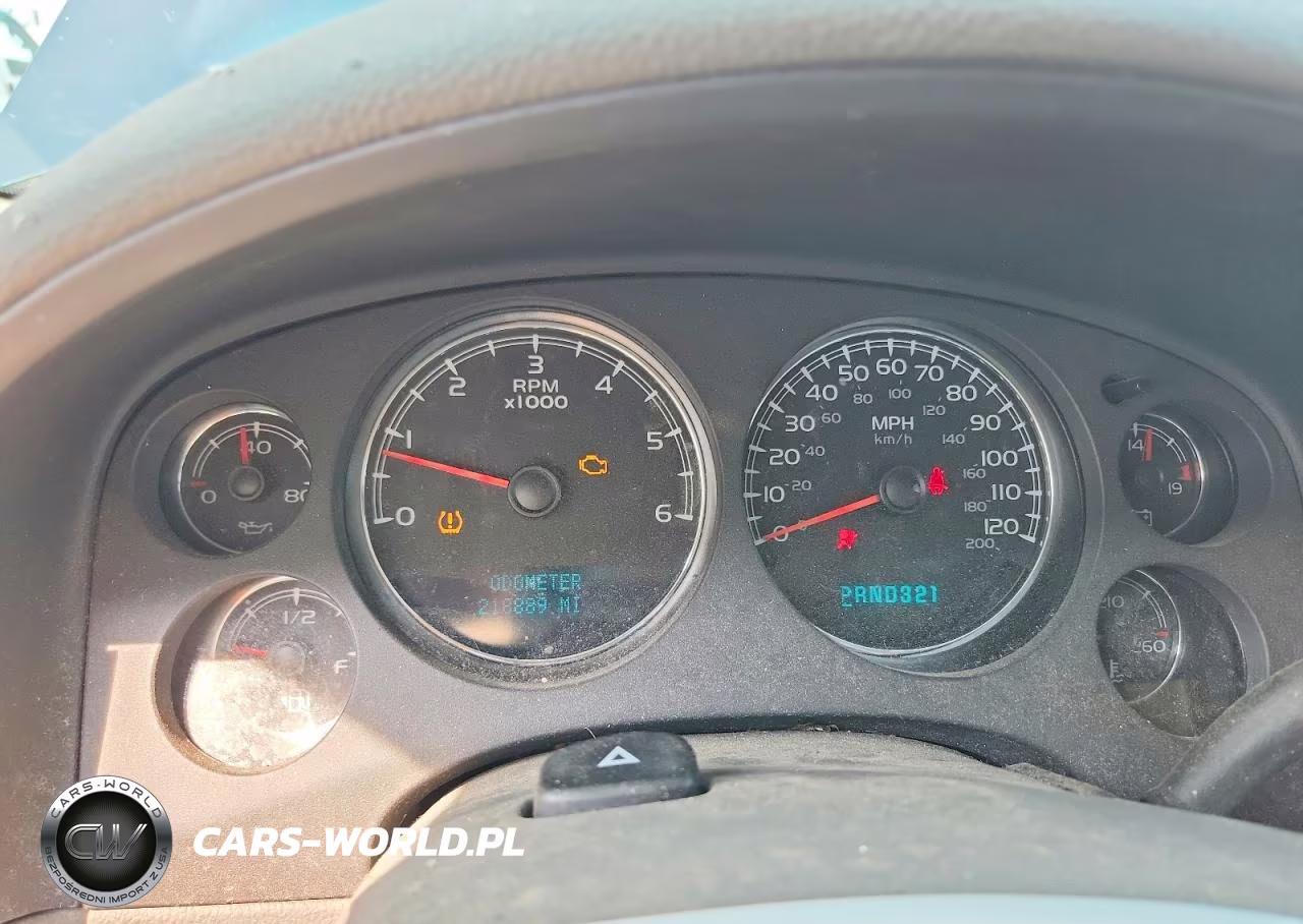 2007 Chevrolet Tahoe K1500 VIN:1GNFK13057R112361 - 9