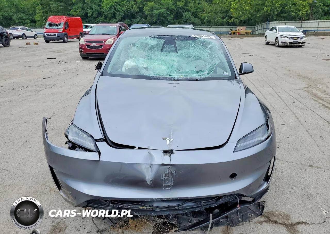 2025 Tesla Model 3 VIN:5YJ3E1ET6SF068749 - 5