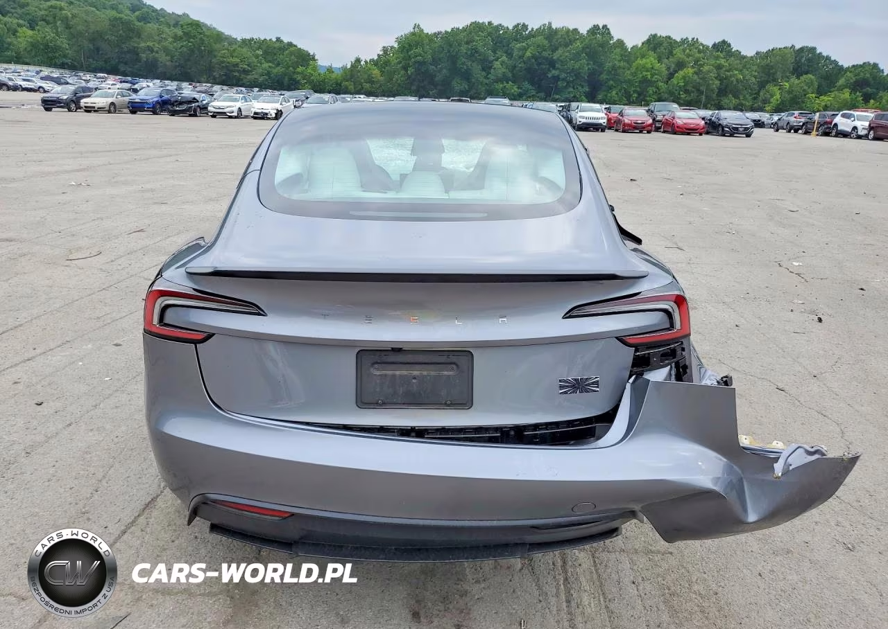 2025 Tesla Model 3 VIN:5YJ3E1ET6SF068749 - 6