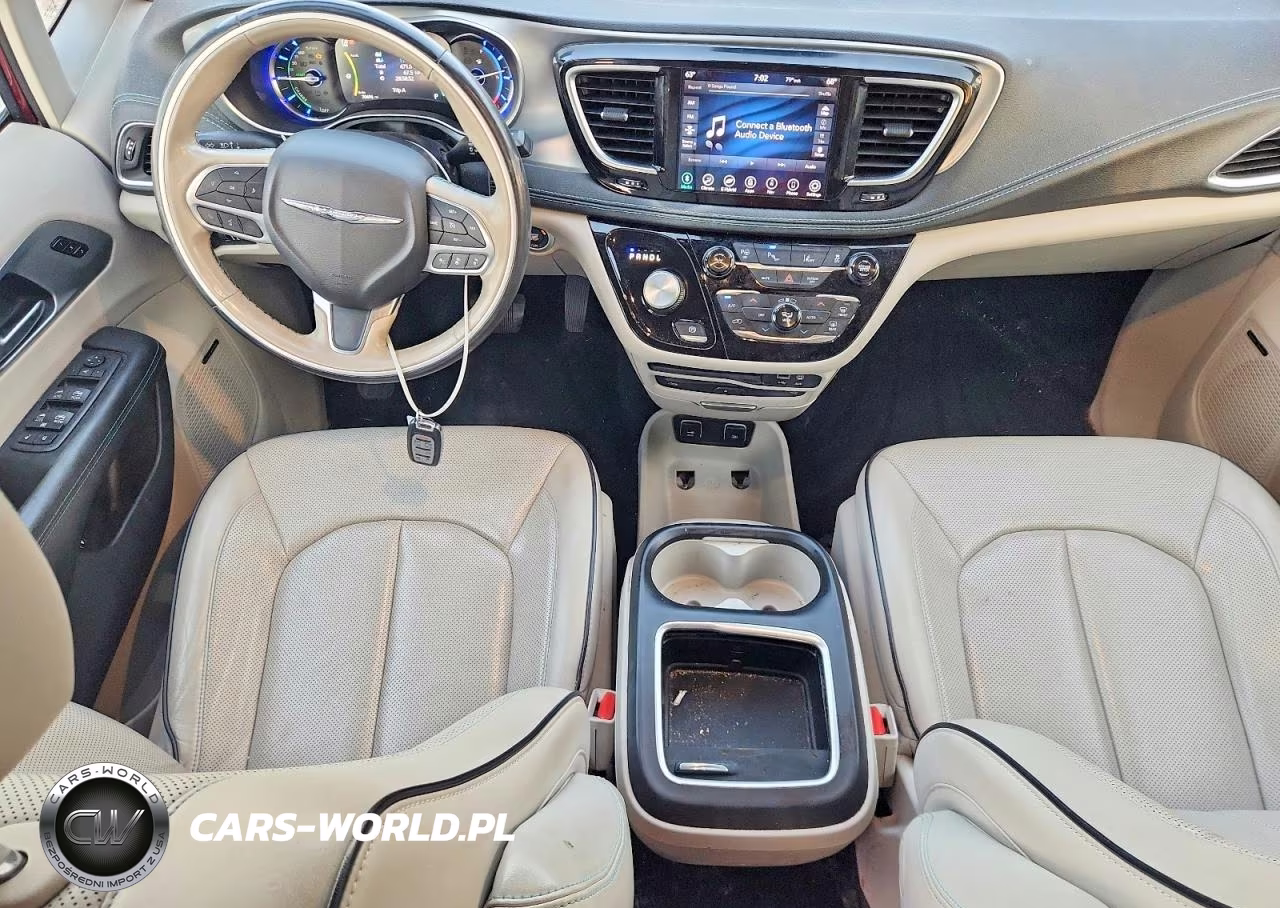 2020 Chrysler Pacifica Hybrid Limited VIN:2C4RC1N78LR146778 - 8