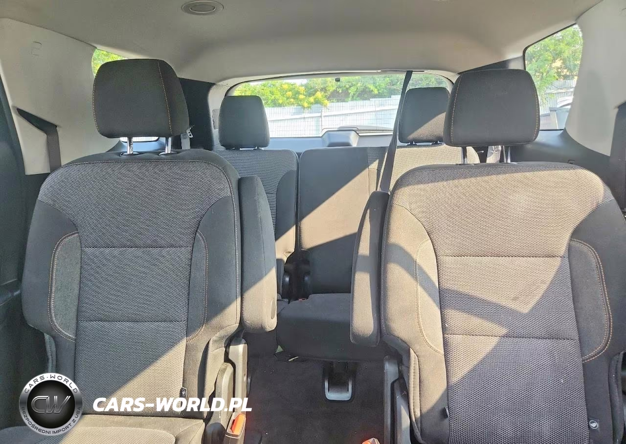 2019 Chevrolet Traverse Lt VIN:1GNEVGKW8KJ261513 - 10