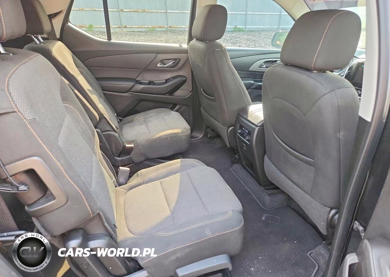 2019 Chevrolet Traverse Lt VIN:1GNEVGKW8KJ261513 - 3