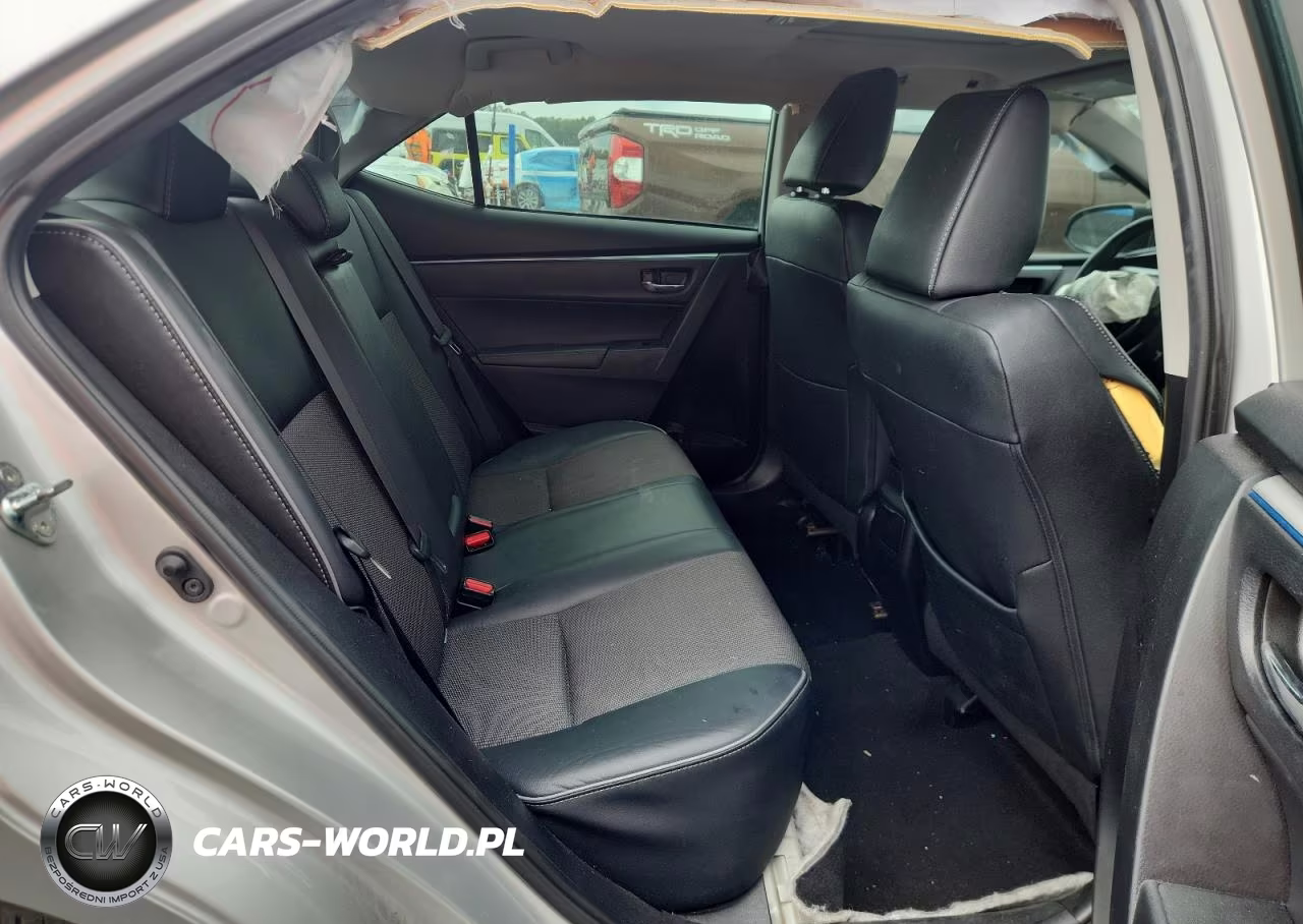 2015 Toyota Corolla S Plus VIN:5YFBURHE2FP342937 - 10