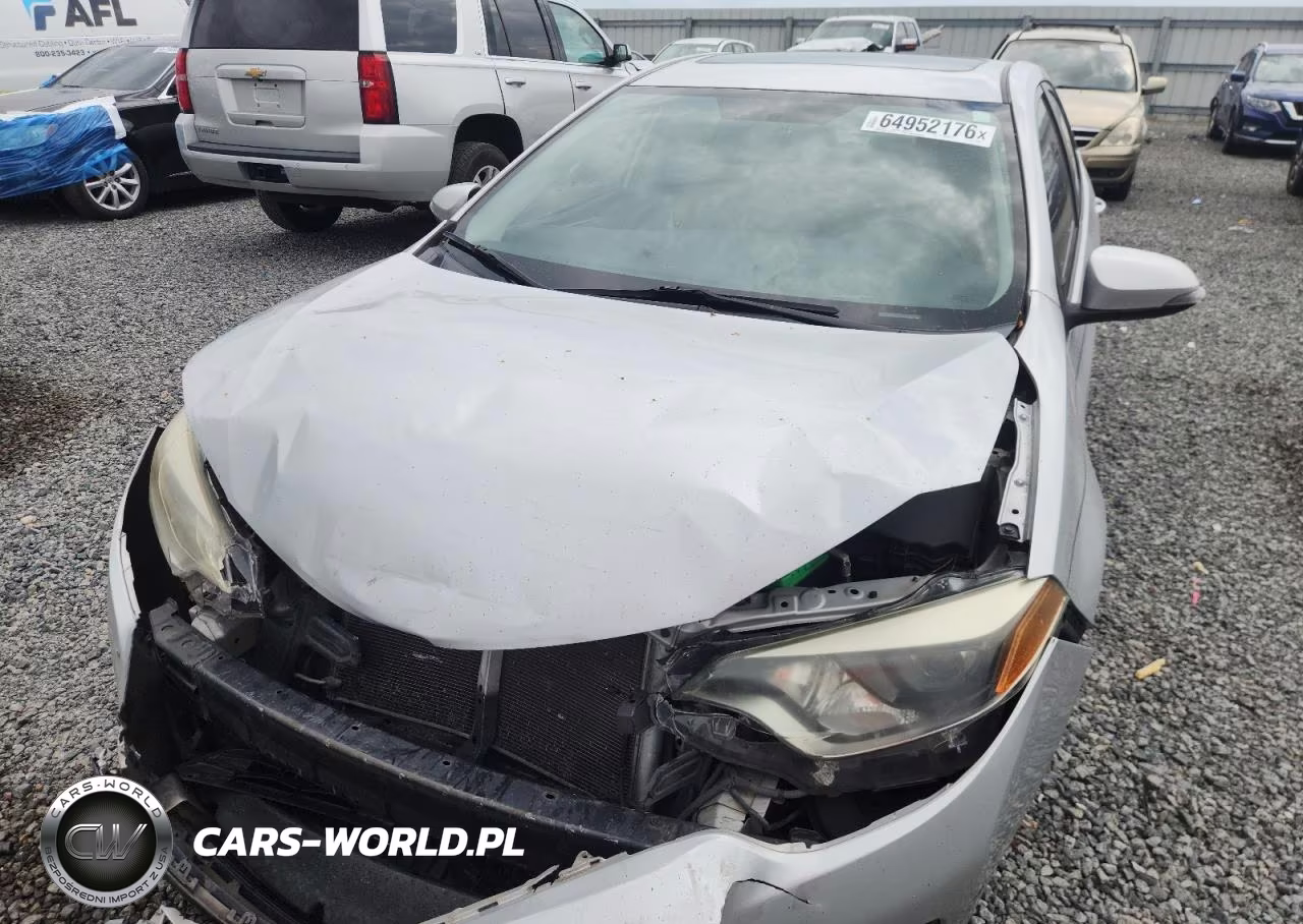 2015 Toyota Corolla S Plus VIN:5YFBURHE2FP342937 - 11