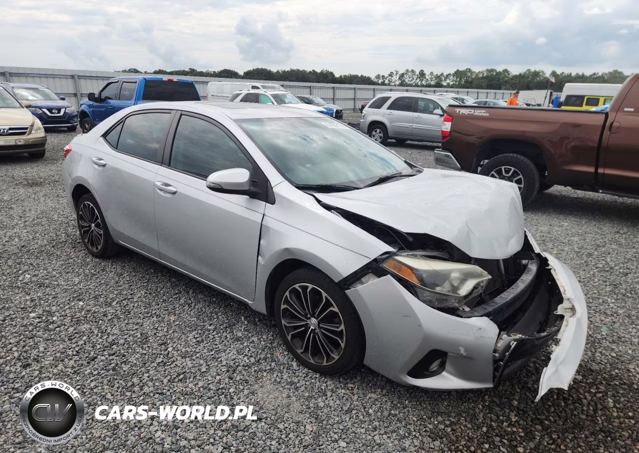 2015 Toyota Corolla S Plus VIN:5YFBURHE2FP342937 - 4