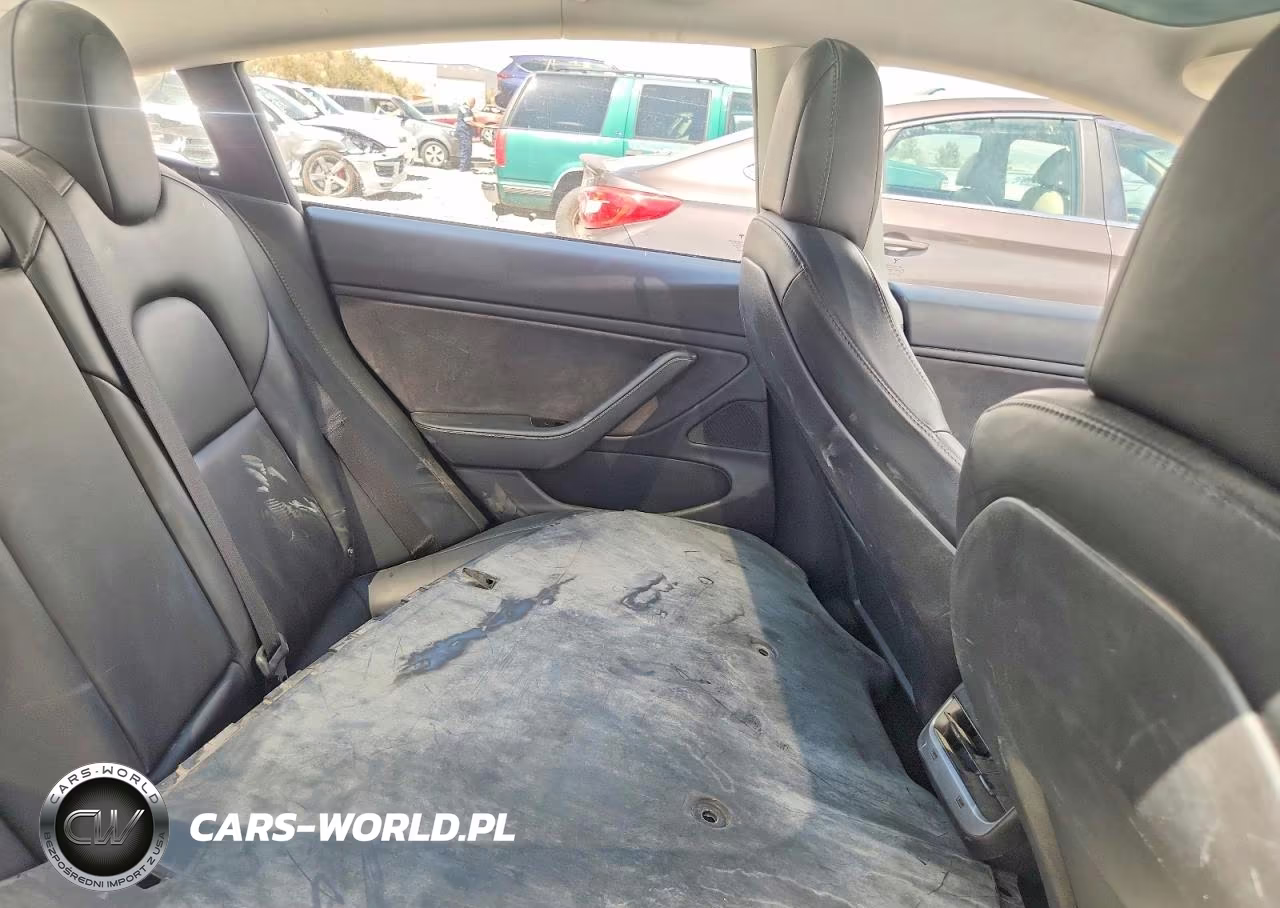 2018 Tesla Model 3 VIN:5YJ3E1EA1JF158212 - 10