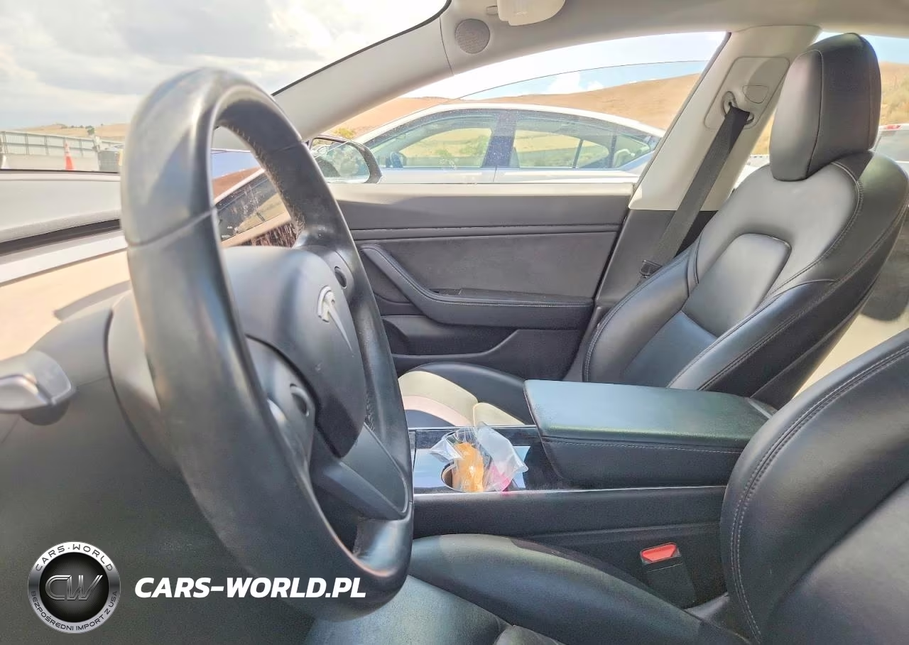 2018 Tesla Model 3 VIN:5YJ3E1EA1JF158212 - 7