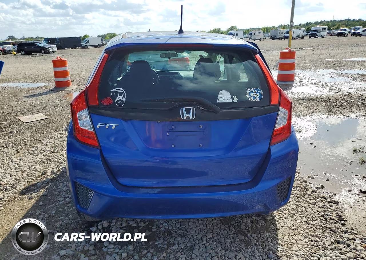 2015 Honda Fit Lx VIN:3HGGK5H59FM725500 - 6